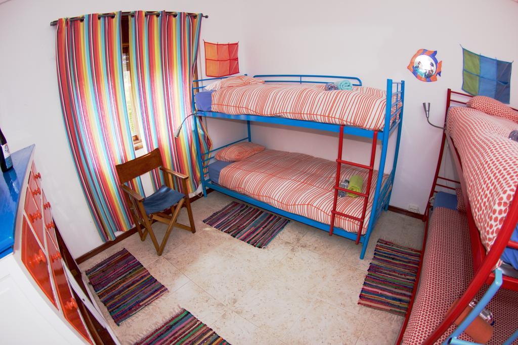 Oporto Surf Camp Hostel Езмориз Стая снимка